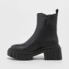 Women's Sterling Chelsea Boots - Wild Fable™ Black