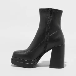 Women's Nadia Platform Boots - Wild Fable™